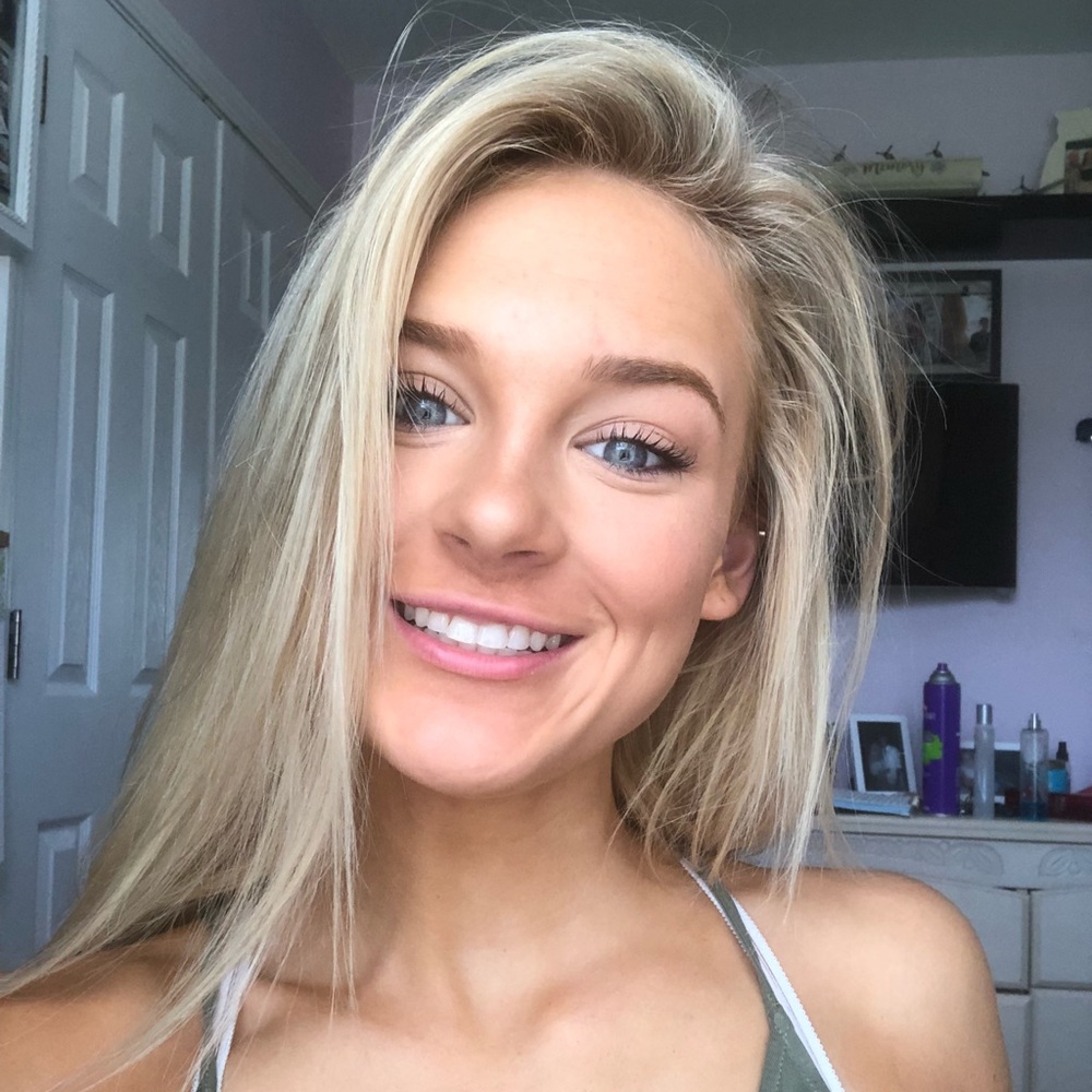 Meet your Posher, Britney